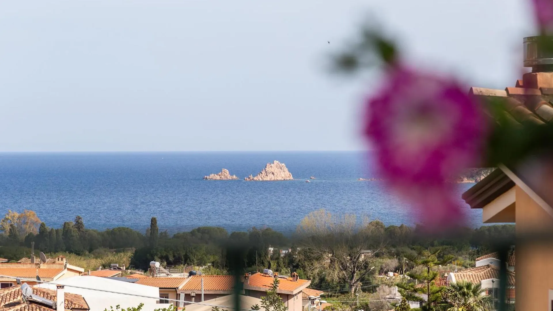 Vista Mare 圣玛丽亚纳瓦雷